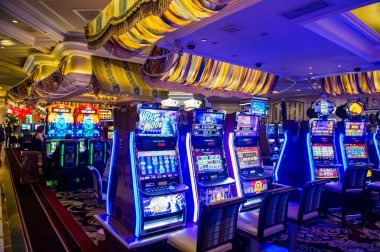 Quickspin stacking symbols feature creating multiple winning paylines simultaneously
